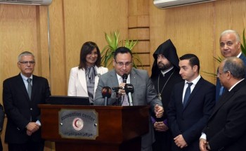 الجالية الأرمينية تتبرع بمليون جنيه للمستشفى الجامعي بالإسكندرية