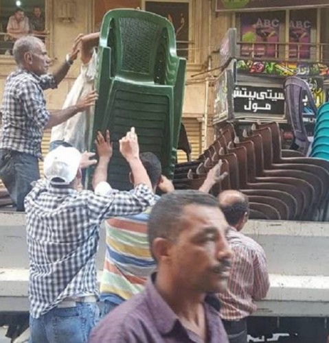 بالصور حملات إزالة إشغالات مكبرة بحي المنتزه أول فى الإسكندرية