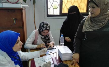 توافد المواطنين ببورسعيد علي مراكز مبادرة السيسى للقضاء علي فيروس C والأمراض غير السارية