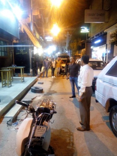 إغلاق مقهى تسبب في إزعاج المواطنين في حملة إنضباطية ليلية بدمياط”صور”
