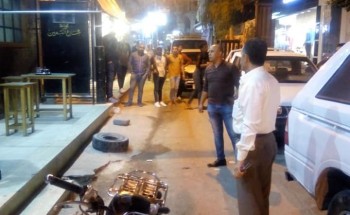 إغلاق مقهى تسبب في إزعاج المواطنين في حملة إنضباطية ليلية بدمياط”صور”
