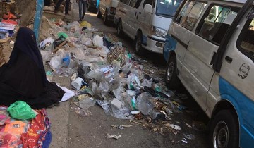 محلية دمياط تهيب بالمواطنين عدم إلقاء القمامة فى غير اماكنها و الالتزام بالمواعيد المحدده