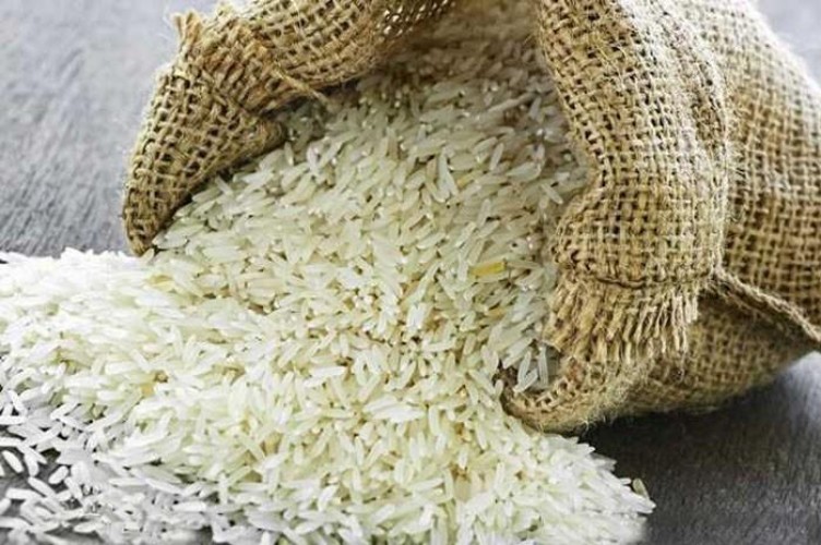 ضبط 160 طن ارز مخبأ داخل مخزن لبيعة بالسوق السوداء بدمياط في حملة مكبرة