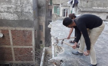 بالصور.. سقوط أجزاء من عقار بمنطقة الإبراهيمية بالإسكندرية