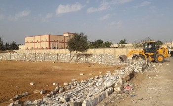 إزالة مباني مخالفة على أراضي الدولة ببرج العرب فى الإسكندرية