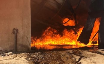 نشوب حريق هائل بـ5 مصانع فى شبرا الخيمة بالقلويبة