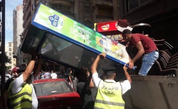 بالصور حملات مكبرة لإزالة إشغالات الباعة الجائلين بحي وسط بالإسكندرية