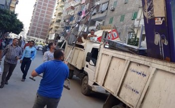 صور.. حملات إزالة إشغالات مكبرة بحى المنتزه أول بالإسكندرية