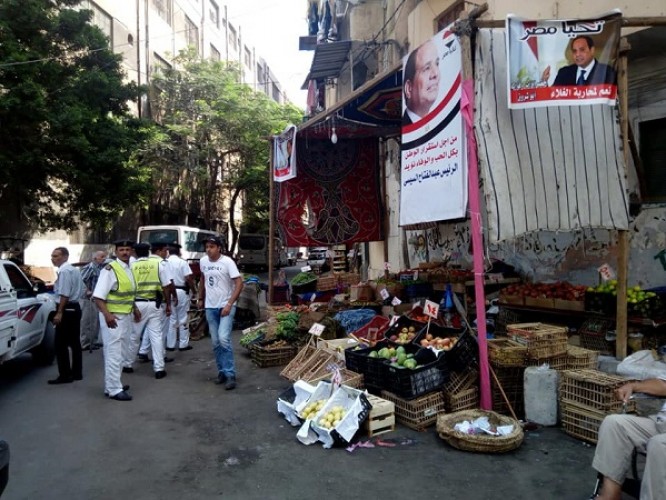 بالصور حملات إزالة إشغالات وتند وسقائف بعدة مناطق في حي وسط بالإسكندرية