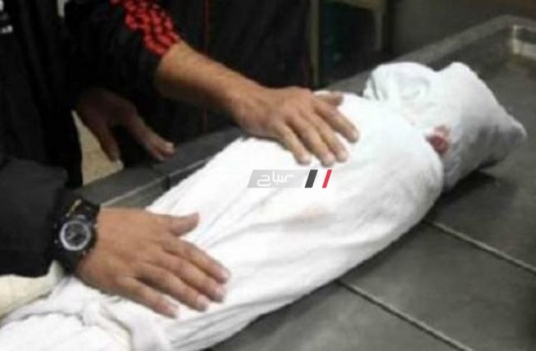 سيارة ميكروباص تدهس طفلة على طريق بورسعيد – دمياط