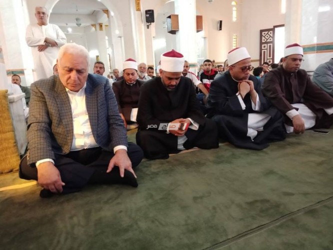 بالصور افتتاح مسجد العمال بمدينة راس البر و رئيس القطاع الديني يلقي الخطبة