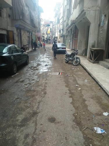 بالصور تسليم شارع المعصرة بدمياط للمقاول لإدراجه بخطة الرصف … صور
