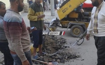 بالصور.. هبوط أرضي بالقرب من عامود السواري في الإسكندرية