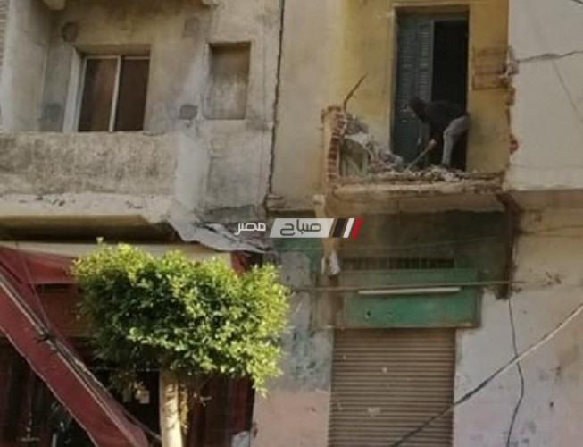 سقوط بلكونة عقار في حي وسط بالإسكندرية