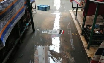 كسح مياه الامطار من مدارس دمياط و الشوارع الرئيسية