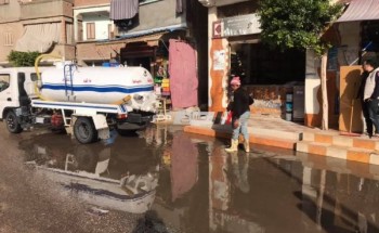 رفع مياه الامطار من شوارع دمياط و استكمال خطة الرصف بالشوارع