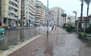 استمرار تساقط الأمطار وانخفاض درجات الحرارة اليوم بالإسكندرية