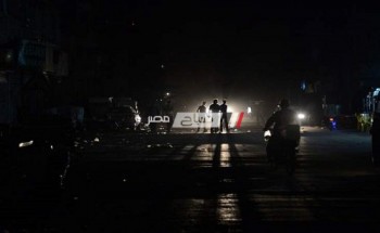 انقطاع الكهرباء بوسط الإسكندرية بسبب عطل بالشبكة الهوائية للكهرباء