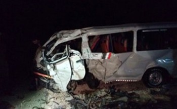 إصابة 8 أفراد فى حادث انقلاب سيارة ملاكى بالكيلو 140 طريق الخارجة