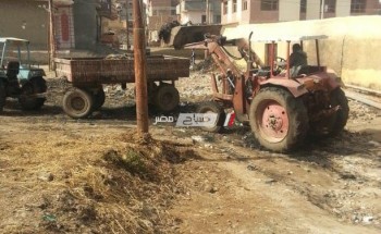 رفع تلال المخلفات و القمامة بقرية سنهور في حملة نظافه مكبرة