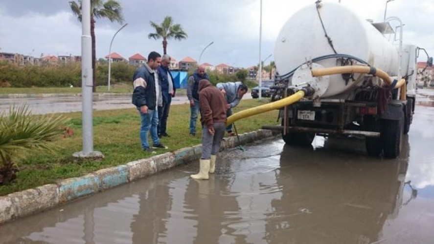 الإسكندرية غير مؤهلة لشبكات الصرف الصحي للأمطار.. تعرف على السبب