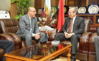 محافظ كفرالشيخ يستقبل رئيس هيئة الاوقاف المصرية لإتمام اجراءات البروتوكول المشترك