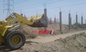 إزالة حالة تعدي بالبناء علي حرم خط الغاز بطريق دمياط – بورسعيد