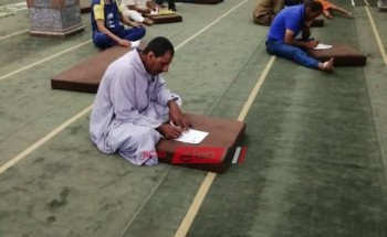 عقد امتحان إستكتاب لمحو الامية بمسجد السلام المطار بدمياط الجديدة