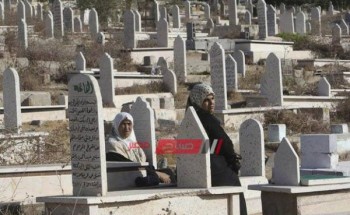 دار الإفتاء المصرية تنشر الطريقة الصحيحة للدفن عند امتلاء القبور
