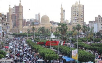 توافد المواطنين على المنتزهات والحدائق للإحتفال بعيد الفطر المبارك فى دسوق