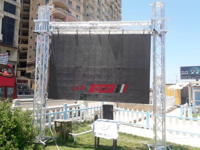 بالصور شاشات على شواطىء الاسكندرية لمتابعة افتتاح كأس أمم أفريقيا اليوم الجمعة