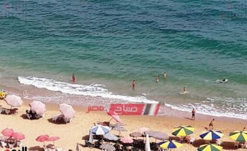 توافد المواطنين على 51 شاطئ بالإسكندرية أول أيام عيد الفطر المبارك… صور