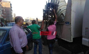 حملات إزالة إشغالات مكبرة بحي الجمرك بالإسكندرية