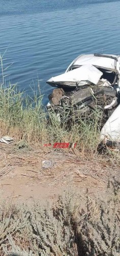إصابة شخصان جراء إنقلاب سيارة ملاكي في نهر النيل بدمياط … صورة