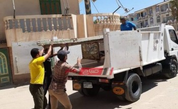 شن حملة مكبرة بمدينة رأس البر لإزالة إشغالات الشوارع الجانبية