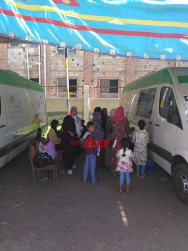 فحص 2205 مواطن في القافلة الطبية الشاملة بمدينة الزرقا بدمياط