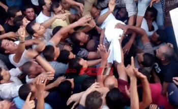 بالصور/ لحظة تشييع جثمان الطفلة جنة محمد سمير إلى مثواها الأخير