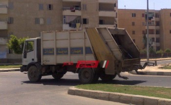 تطبيق تجربة جمع القمامة من المنازل بالإسكندرية اليوم
