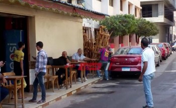 بالصور إزالة اشغالات المقاهي بشوارع دمياط في حملة مكبرة