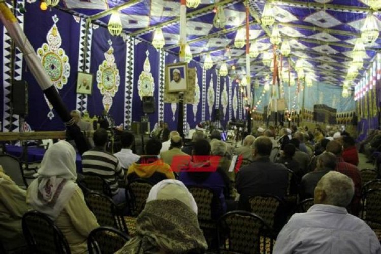 الطرق الصوفية تحتفل بمولد أبو الاخلاص الزرقانى بميدان المساجد بالإسكندرية