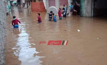 أحوال الطقس .. شلل تام بشوارع قرية شبرا النملة بطنطا والمياه تصل لارتفاع 70 سم