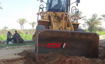 إزالة حالة تعدي على الرقعة الزراعية بقرية الرياض بدمياط بمساحة 120متر