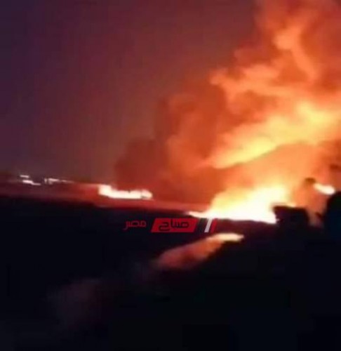 بالفيديو .. اشتعال النيران بعزبة المواسير نتيجة انفجار خط بترول بإيتاي البارود بالبحيرة