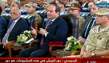 السيسى يشاهد فيلمًا تسجيليًا عن المشروعات القومية.. فيديو