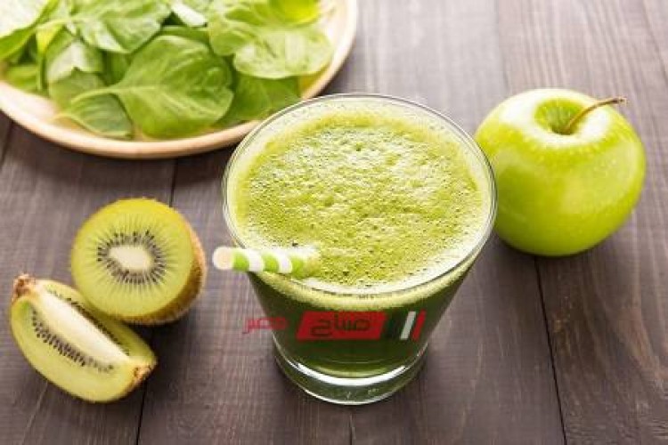 طريقة عمل عصير الكيوي والتفاح الأخضر الصحي