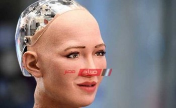 كل ما تريد معرفته عن الروبوت صوفيا بعد مشاركتها في منتدى شباب العالم