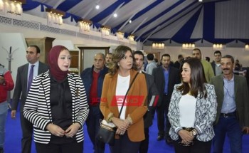 محافظ دمياط تستقبل وزيرة الدولة للهجرة ووفد من المستثمرين بمدينة الأثاث