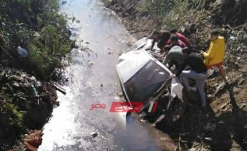 إنقاذ 8 ركاب سقطت بهم سيارة ميكروباص في ترعة في قنا