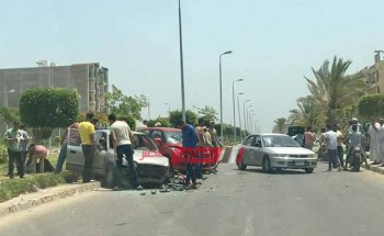 إنقلاب سيارة ملاكي في حادث سير مروع على طريق دمياط الجديدة