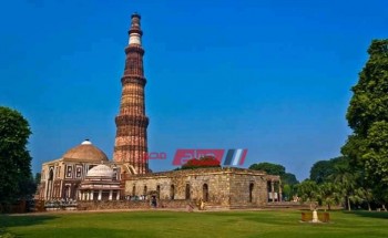قوة الإسلام مسجد يجسد جمال التراث الإسلامي في الهند